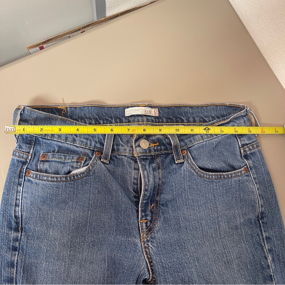 Levi’s 515 bootcut women’s jeans size 6M